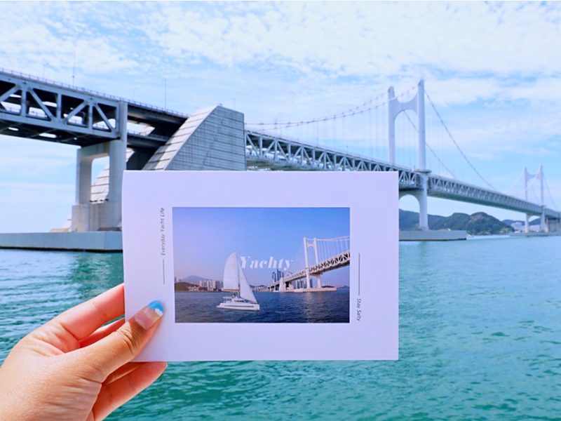 A Polaroid photo in The Bay 101's own photo frame
